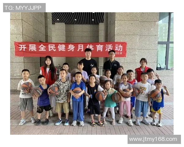 足球球星香港行为中心携手公益推动青少年发展与社区关怀活动