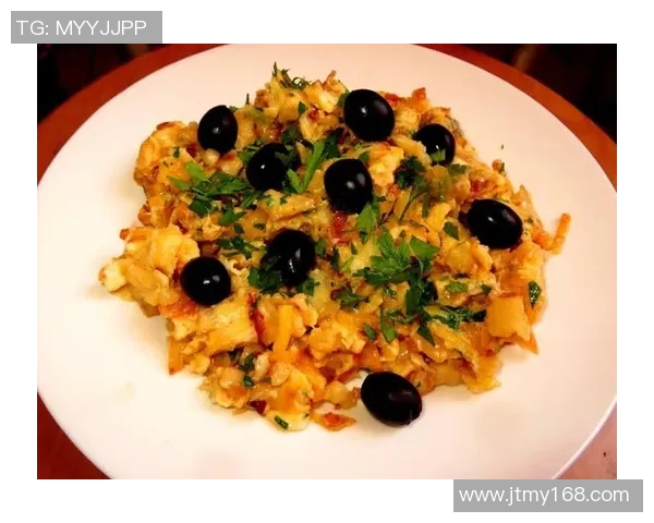 足球球星私下最爱的美食揭秘:他们如何在饮食中保持顶尖状态